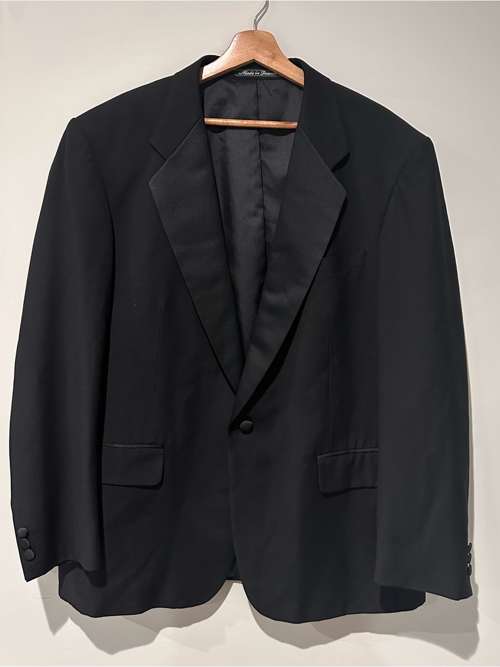 Crecketeer Black Tuxedo Jacket Men’s 44 Regular 100% Wool Satin Peak Lapel Forma